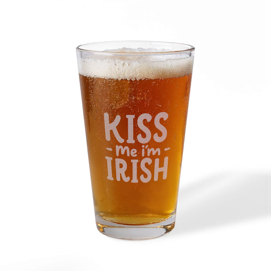 Pint Glass – Kiss Me I'm Irish 1